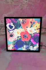 Anemone Floral - Lightbox